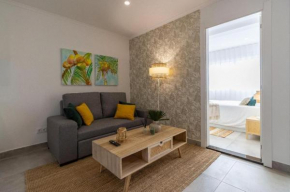 Stunning Modern Apartment In Oura